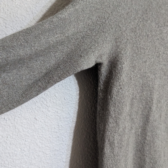Vince Gray Cashmere sweater - Picture 7 of 7